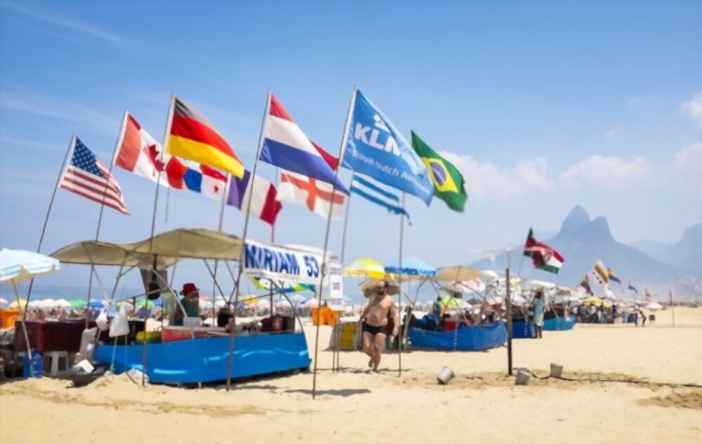 Barraqueiros de Praia são declarados Patrimônio Cultural Imaterial do Povo Carioca